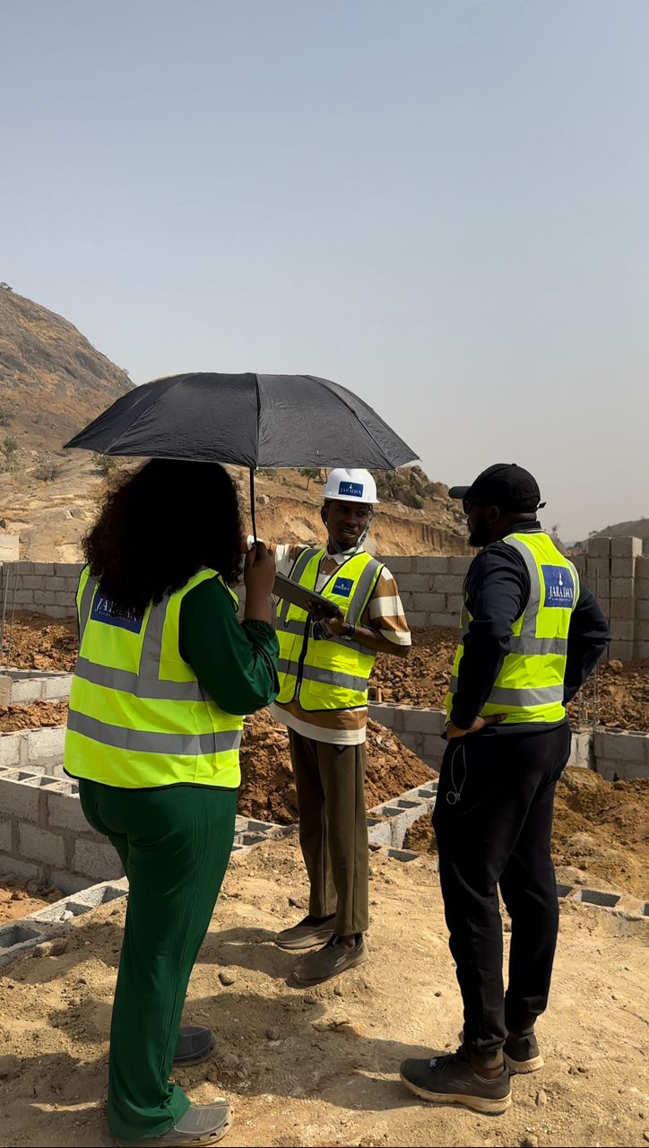 The Jaradan team in a planning meeting